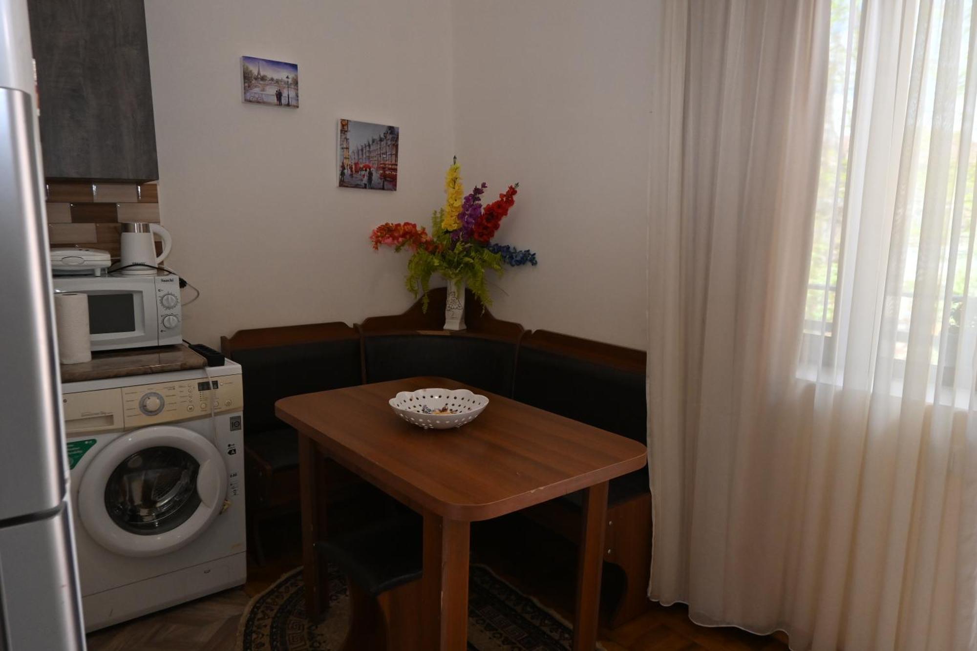 Jerusalem Hotel クタイシ エクステリア 写真